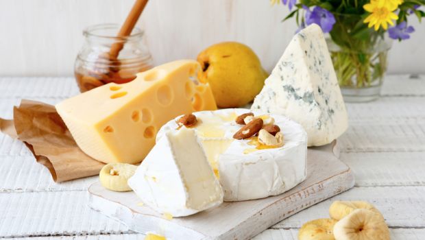 واکنش پنیر چیست و چه ارتباطی با فشار خون بالا دارد؟
