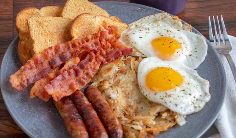 کدام صبحانه‌ خطر حمله قلبی را کم می‌کند؟

