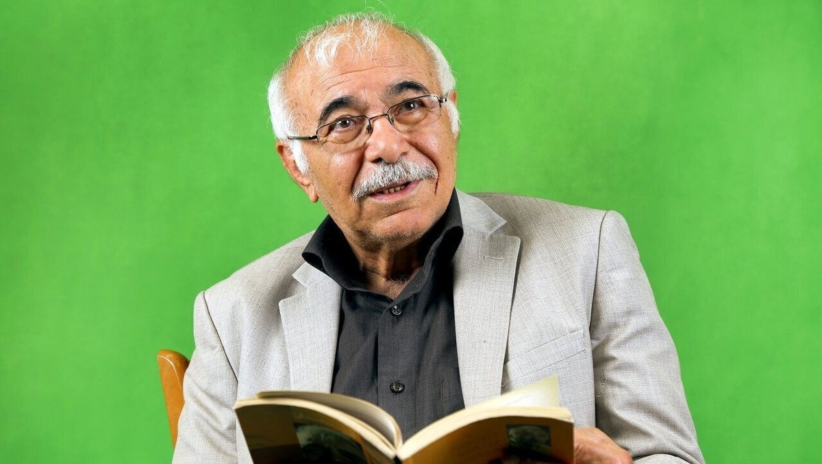 -محمدعلی بهمنی شاعر و غزل‌سرا
