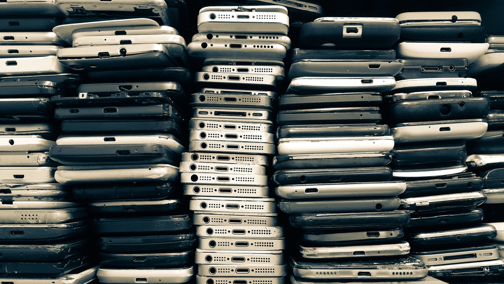 5/3 میلیارد تلفن همراه در سال جاری تبدیل به ضایعات الکترونیکی خواهند شد
