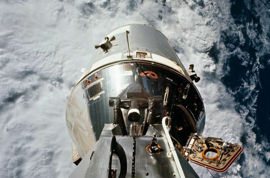 آپولو ۹ اولین پرواز آزمایشی ماژول قمری را انجام داد