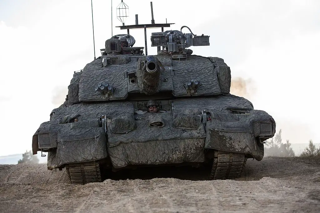 تانک چلنجر ۳ تحویل ارتش انگلیس شد؛ قابلیت ها و تغییرات جدیدترین ماشین جنگی اروپا
