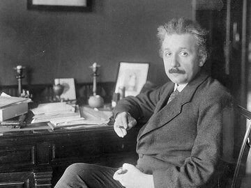 رمزگشایی از مشهورترین کشف اینشتین / معادله‌ای که جهان را تغییر داد
