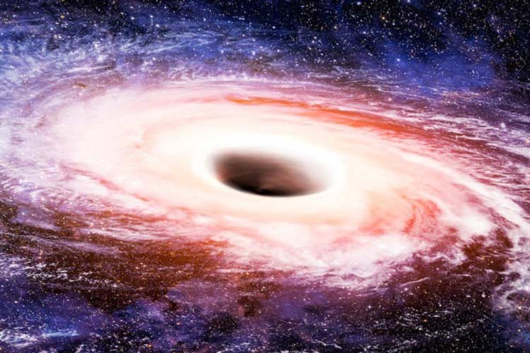 آیا سفیدچاله‌ها واقعا وجود دارند؟
