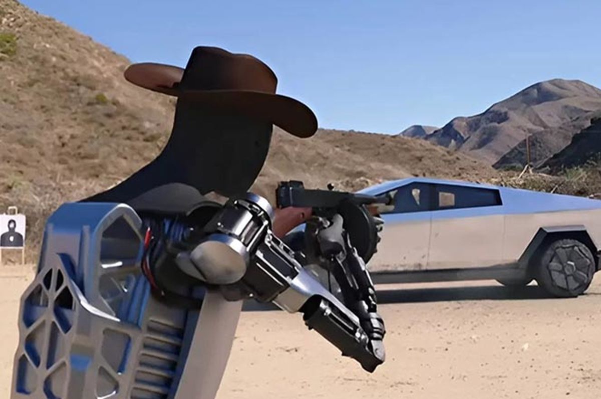 ایلان ماسک می‌گوید ربات انسان‌نمای تسلا احتمالاً سال 2024 می‌تواند اسلحه به دست بگیرد
