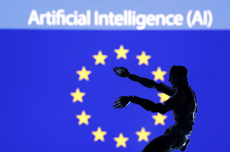 پارلمان اروپا اولین قانون جهان برای کنترل هوش مصنوعی را تصویب کرد
