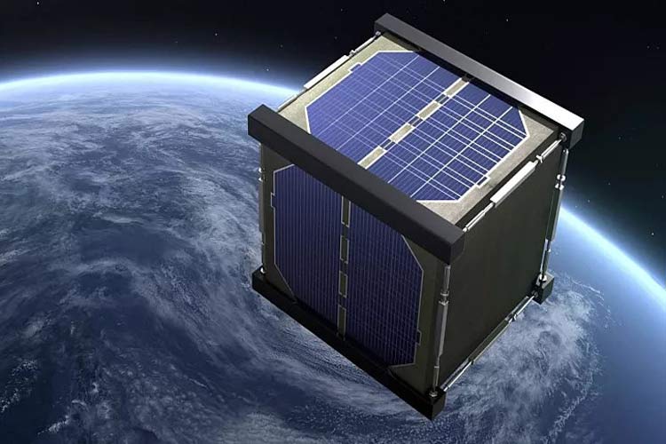 همه آنچه درباره اولین ماهواره چوبی جهان می‌دانیم
