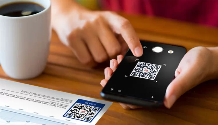 کدهای کیوآر (QR Code) چگونه عمل می‌کنند و چرا خطرناکند؟
