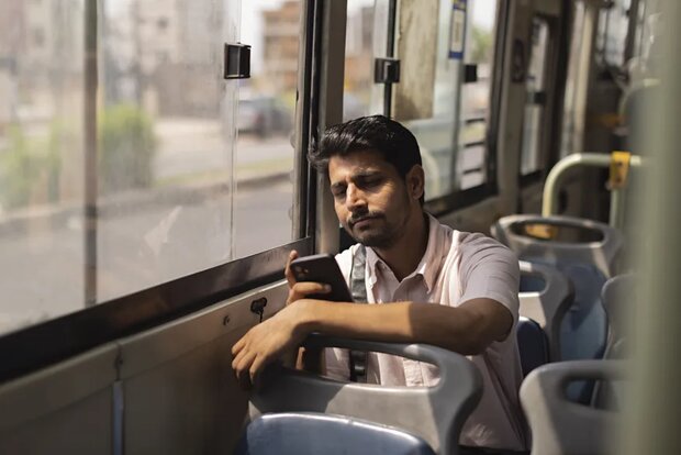 قانون جدید هند برای حذف اپ های پیش فرض روی موبایل ها
