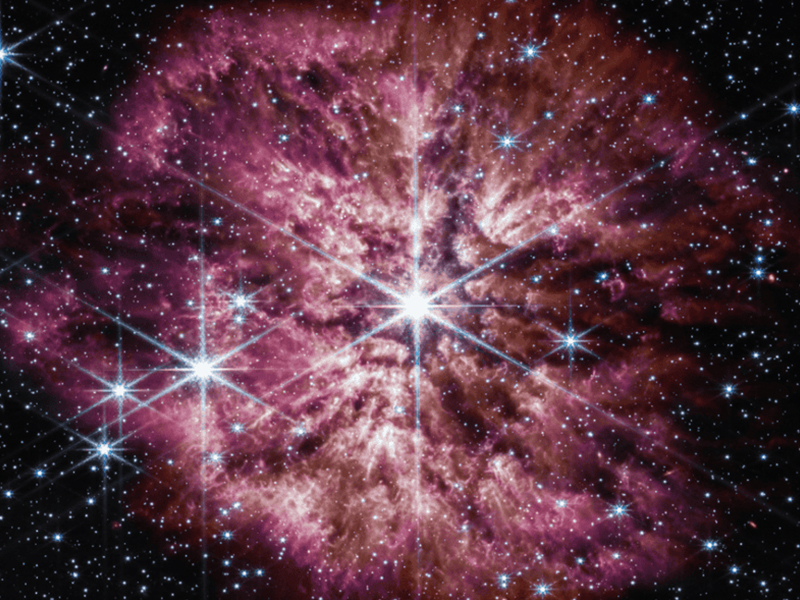 تلسکوپ فضایی جیمز وب برای اولین بار غبار کربنی در ستاره‌های اولیه کیهان شناسایی کرد

