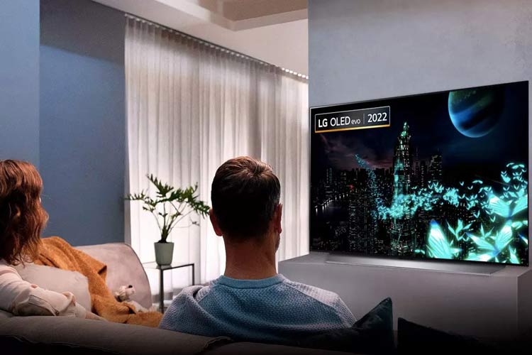 ال‌جی مدعیست که تلویزیون اولد 97 اینچی مرتعش‌شونده‌اش صوت 5.1 را بدون اسپیکر ارائه می‌کند