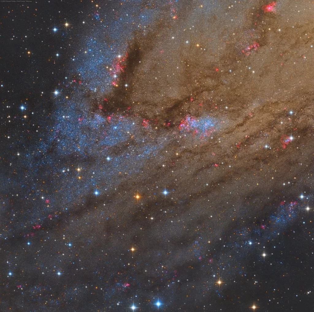 عکس تجمع ستاره‌ای بزرگ NGC 206 و ابرهای ستاره‌زای آندرومدا