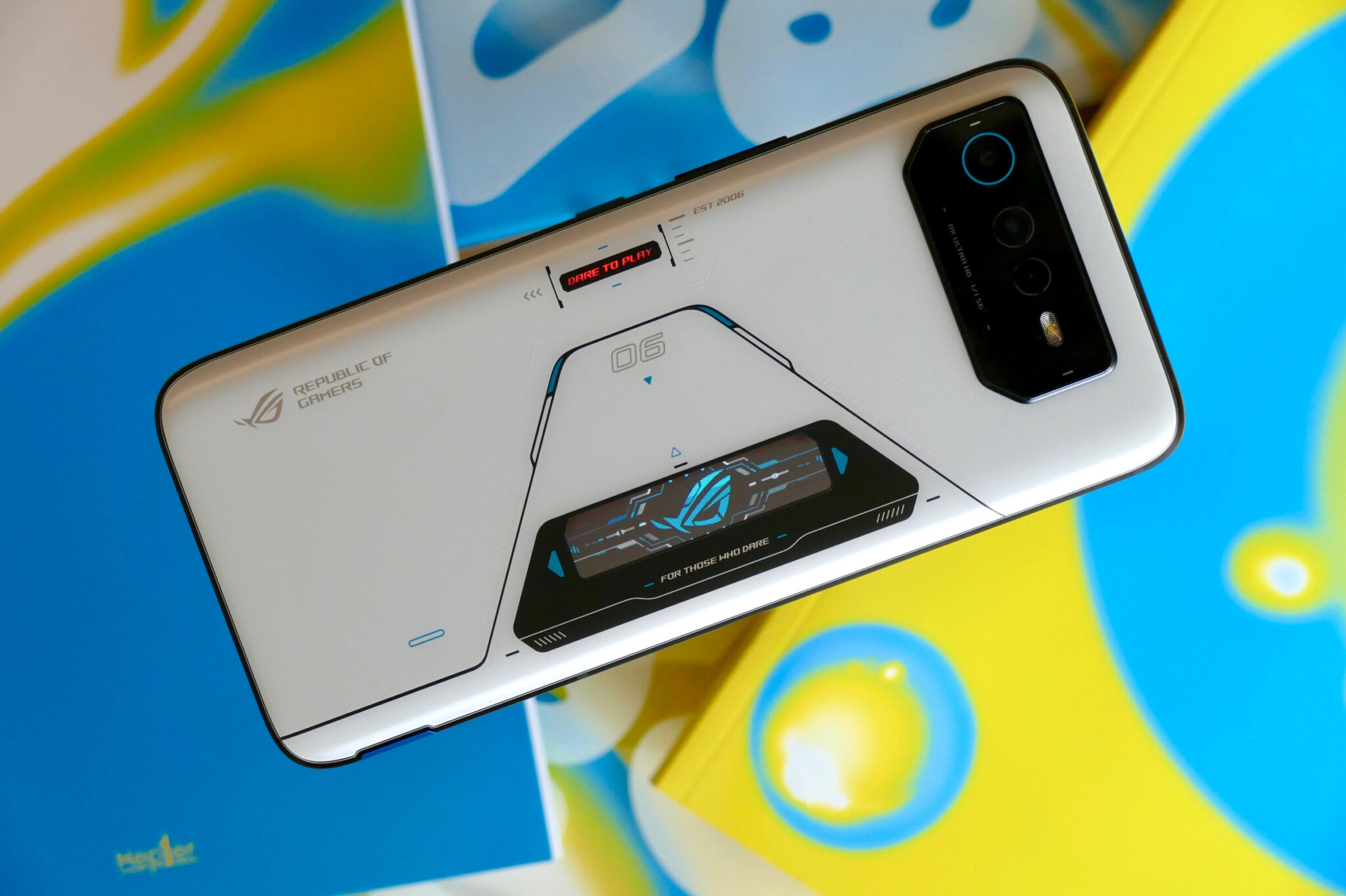 انتشار تصویری از گوشی ROG Phone 7 Pro ایسوس
