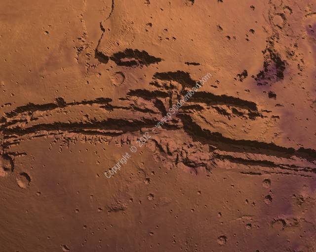 تصاویر تکان‌دهنده از دره عجیب در مریخ!
