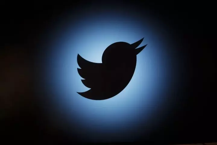 توئیتر تعداد پیام‌های مستقیم کاربران بدون تیک آبی را محدود کرد
