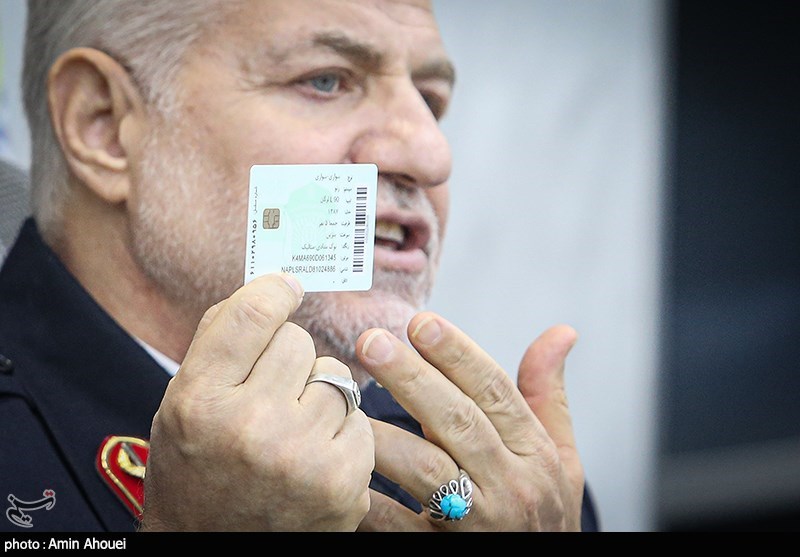 رنگ‌بندی گواهینامه‌های رانندگی - گواهینامه‌ها ۵ رنگ می‌شوند!