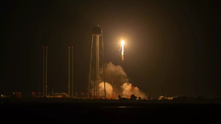 موشک جدید راکت لب برای نخستین بار به فضا رفت
