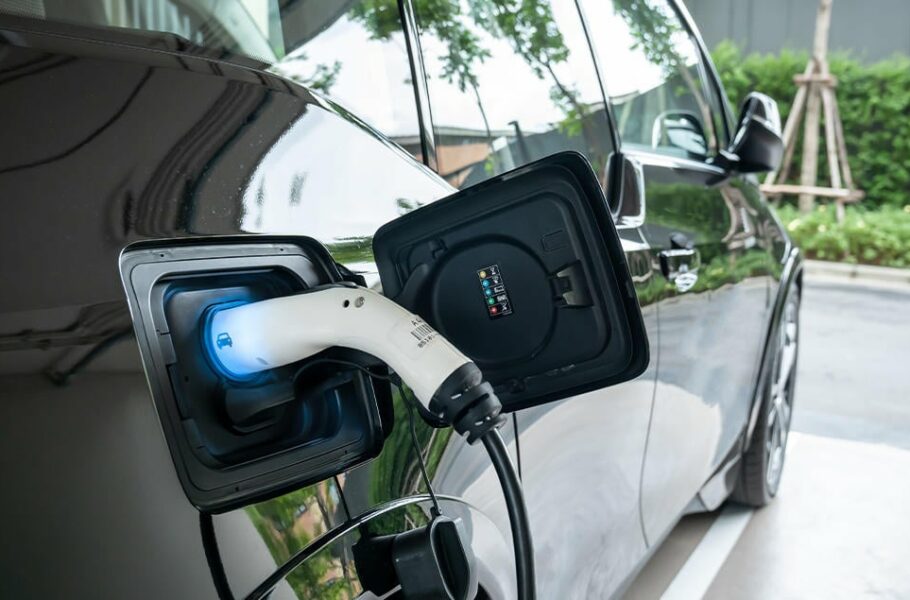 این باتری جدید زمان شارژ خودروهای برقی را به 5 دقیقه می‌رساند
