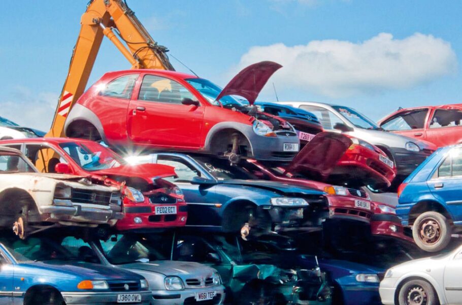 قیمت گواهی اسقاط خودروهای فرسوده افزایش یافت
