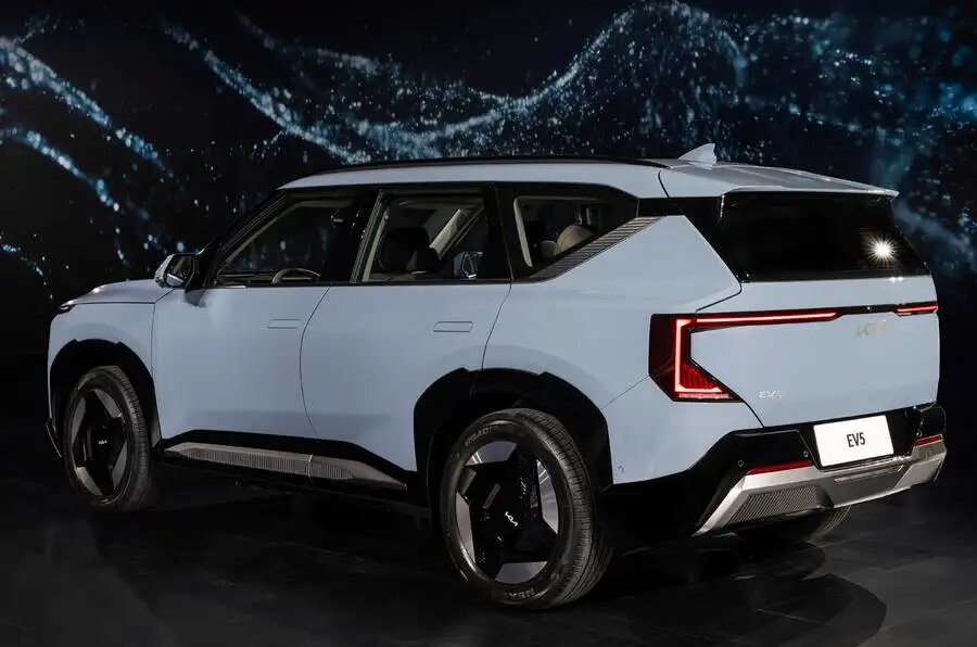 نمای پشت EV۵