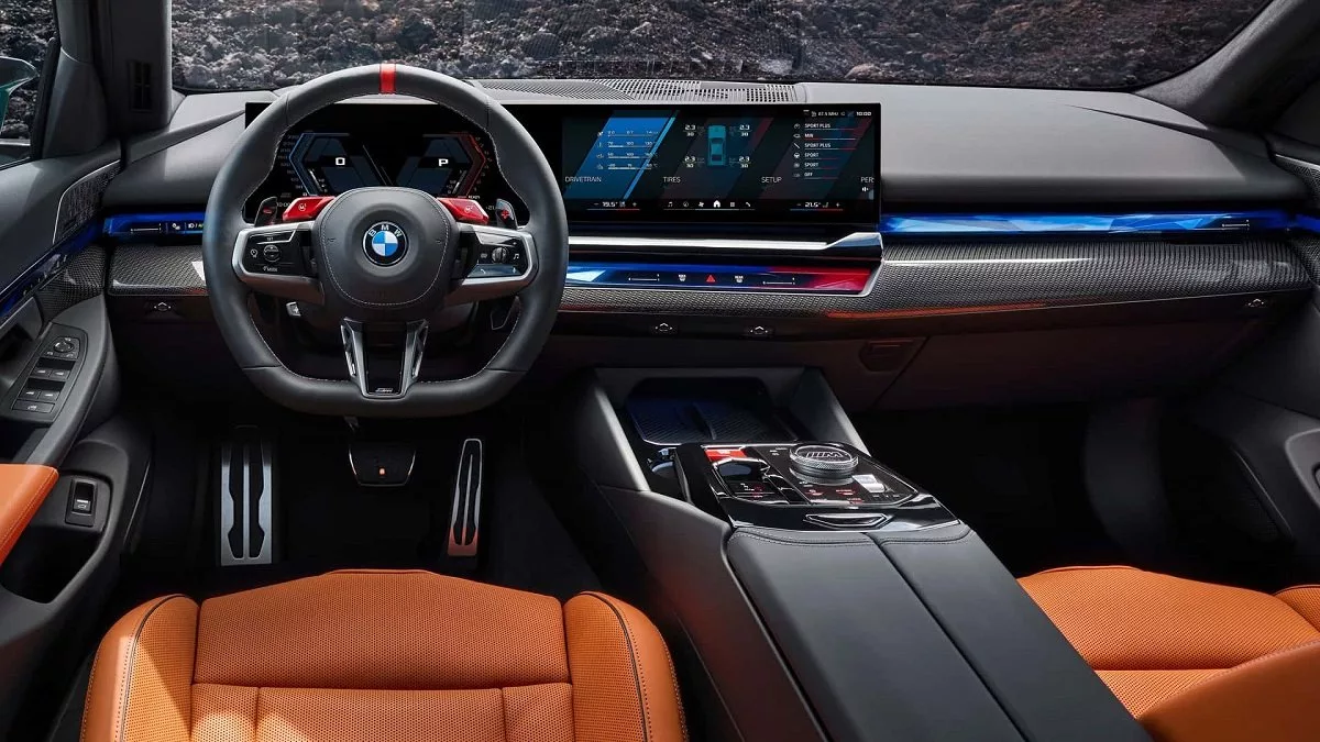 کابین بی ام و M5